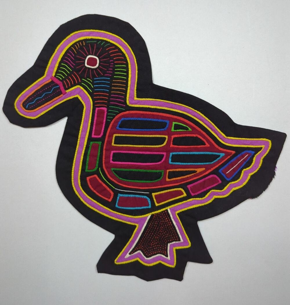 VTG PANAMA Mola Folk Fabric Duck Art Work Reverse Embroidery Pillow 11 x 10.5